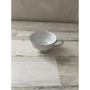 Mikasa Bridal Veil 5559 white cup with silver bands